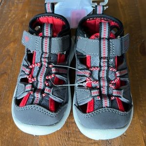 OshKosh Velcro shoes